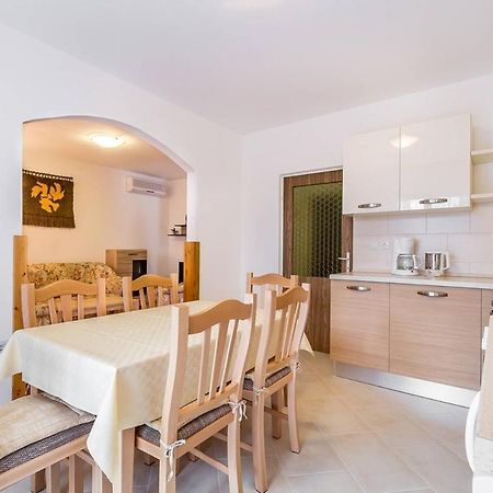Apartment Fiorina Medulin Bagian luar foto