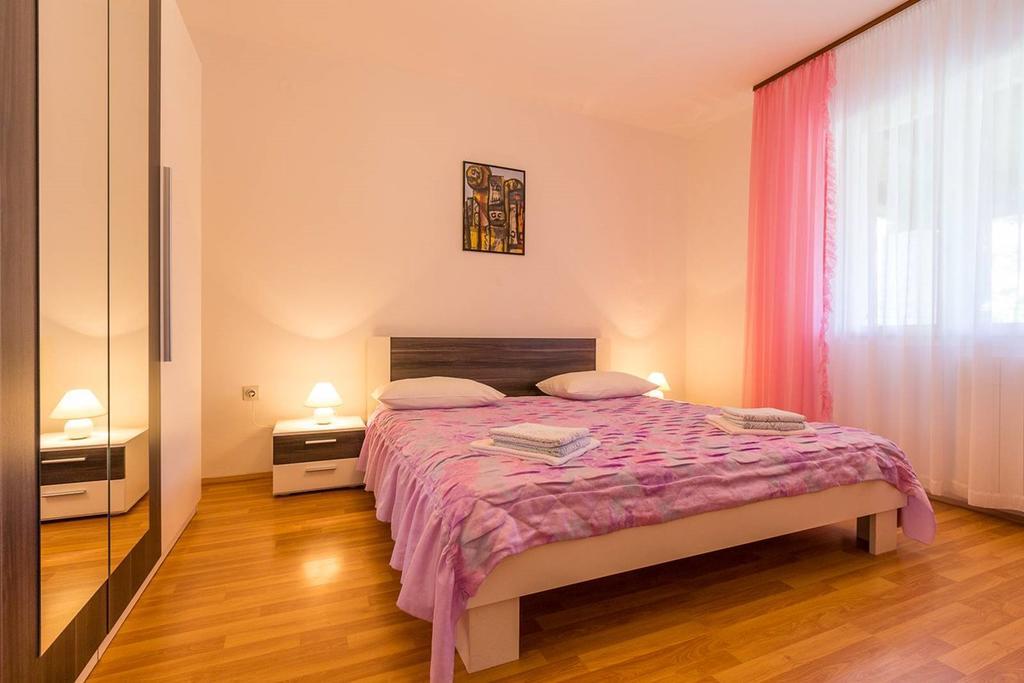 Apartment Fiorina Medulin Bagian luar foto
